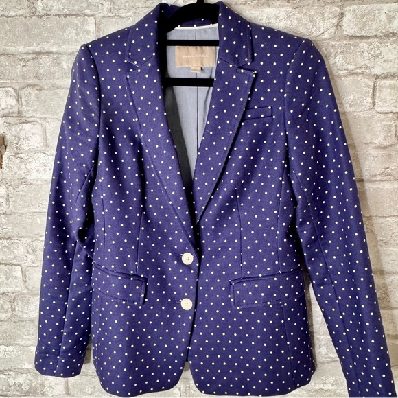 Women’s Banana Republic Blazer size 0 78% cotton extra button included, NWOT - Picture 1 of 4